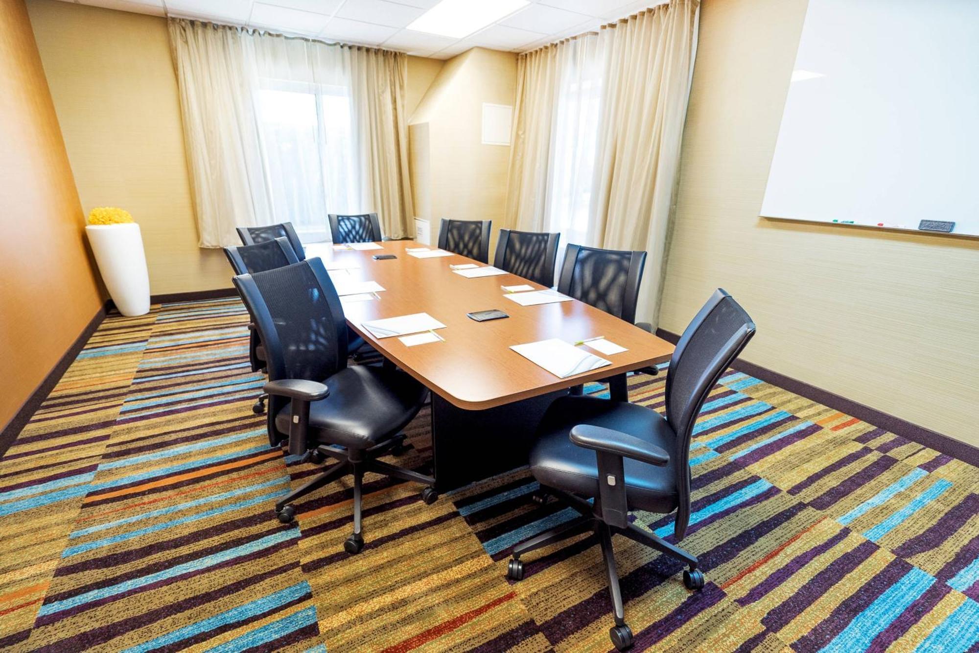 Fairfield By Marriott Medford Long Island Hotel Exterior photo